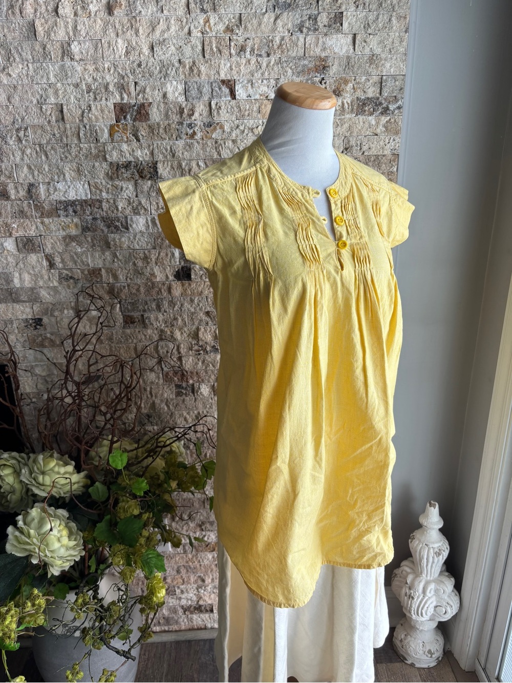 Oh! Mamma Lemon Yellow Pintuck Cap-Sleeve Tunic